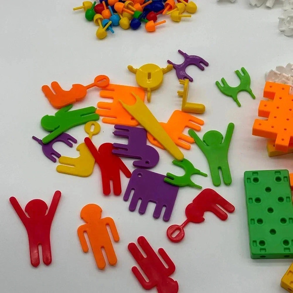 Vintage QUERCETTI 110 Piece Luna Park Gear Building Play Set Made in Italy 1983 - Picture 6 of 6